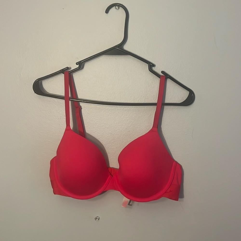 PINK Wear everywhere T-shirt bra